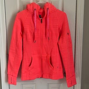 90 degree by reflex Women’s hoodie jacket Size: L
